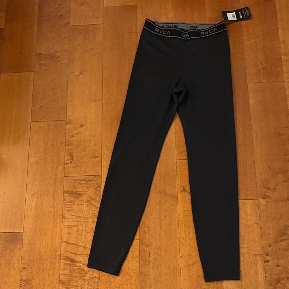 RVCA New with tags Women’s black Leggings s/8 yoga running pants